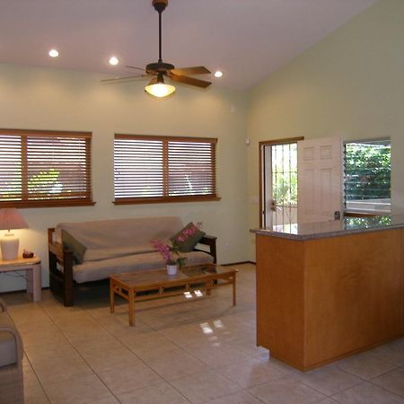 Aloha Aku Inn & Suites Кихей Номер фото