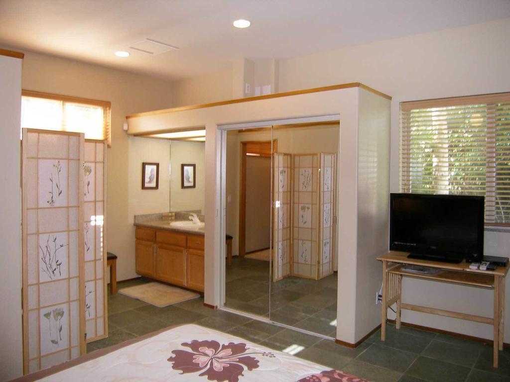 Aloha Aku Inn & Suites Кихей Номер фото